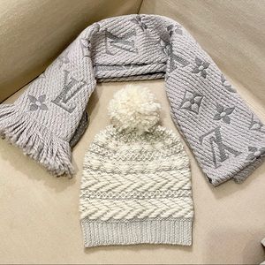 Club Monaco Knit Hat